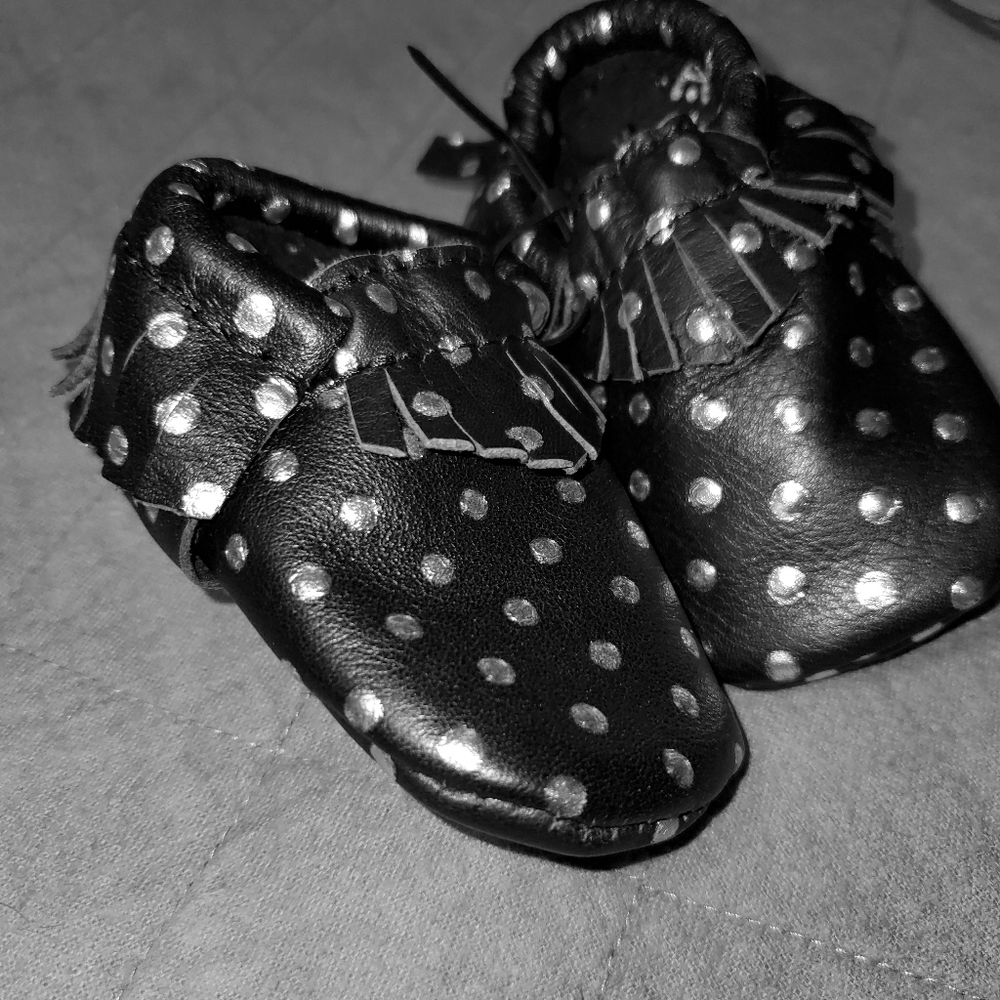 Freshly Picked Soft Sole Infant Moccs